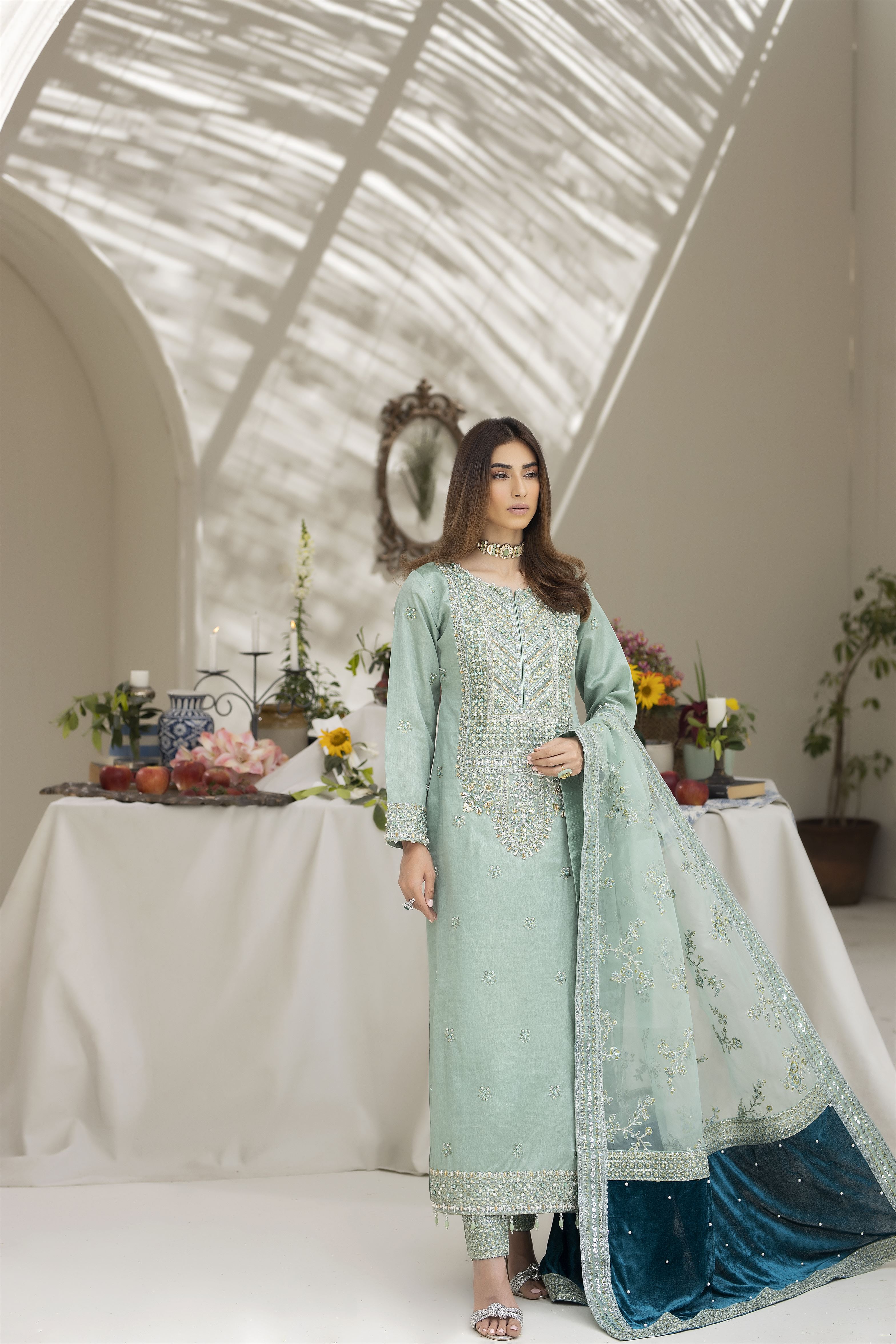 AL-3874 - Aira Festive - Sherry's wardrobe