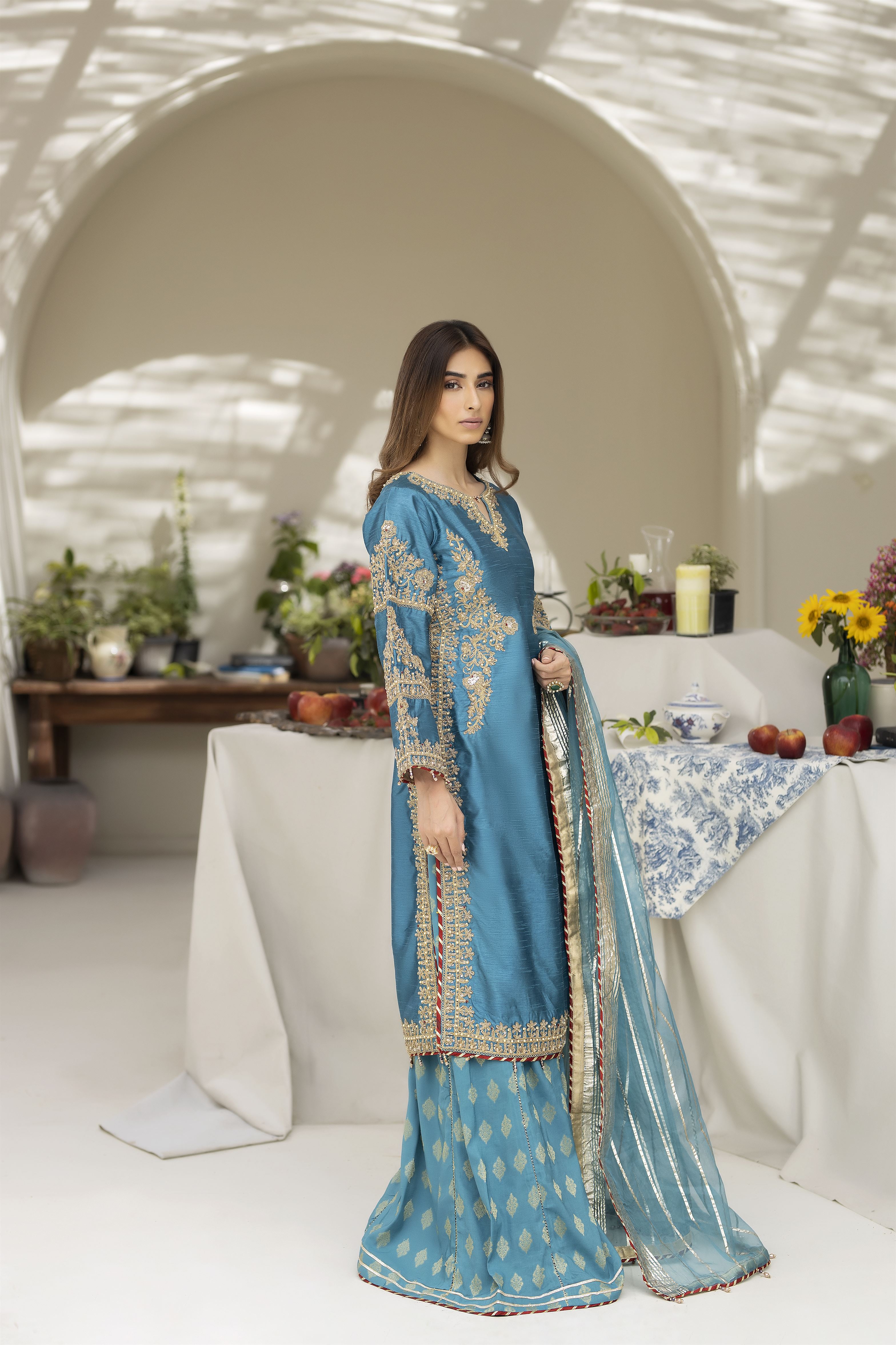 AL-3778 - Aira Festive - Sherry's wardrobe