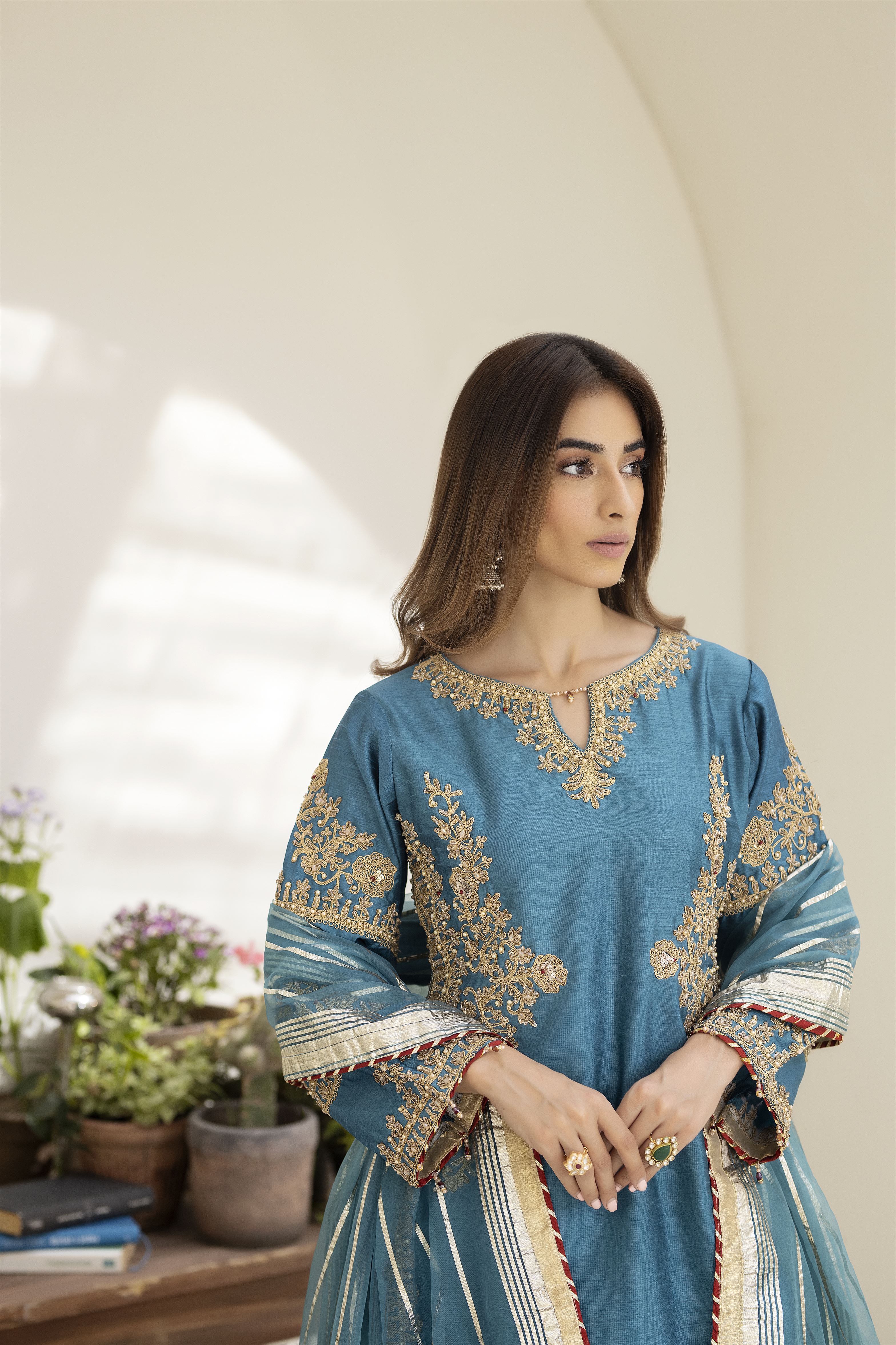 AL-3778 - Aira Festive - Sherry's wardrobe