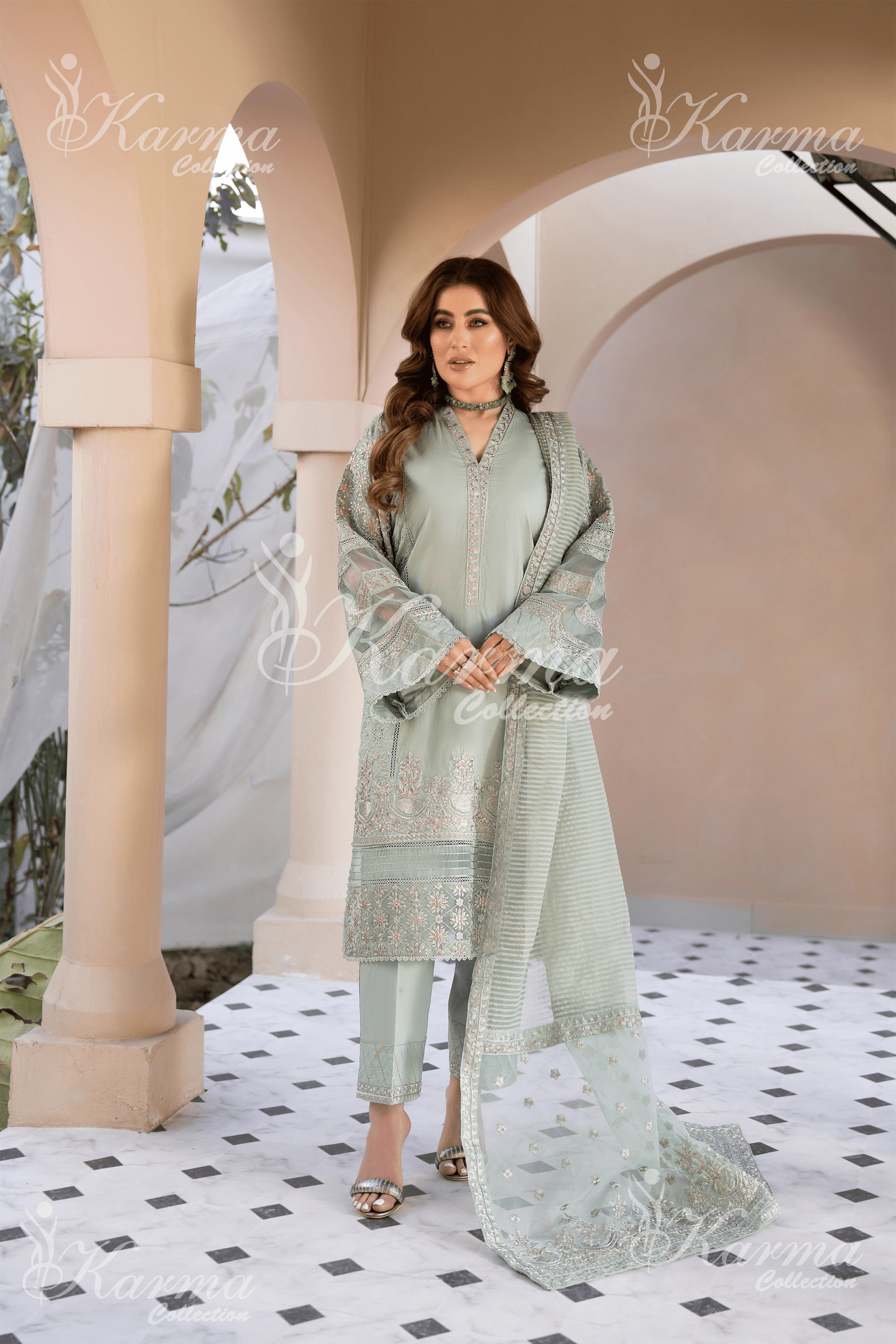 KC-1337 - Sherry's wardrobe