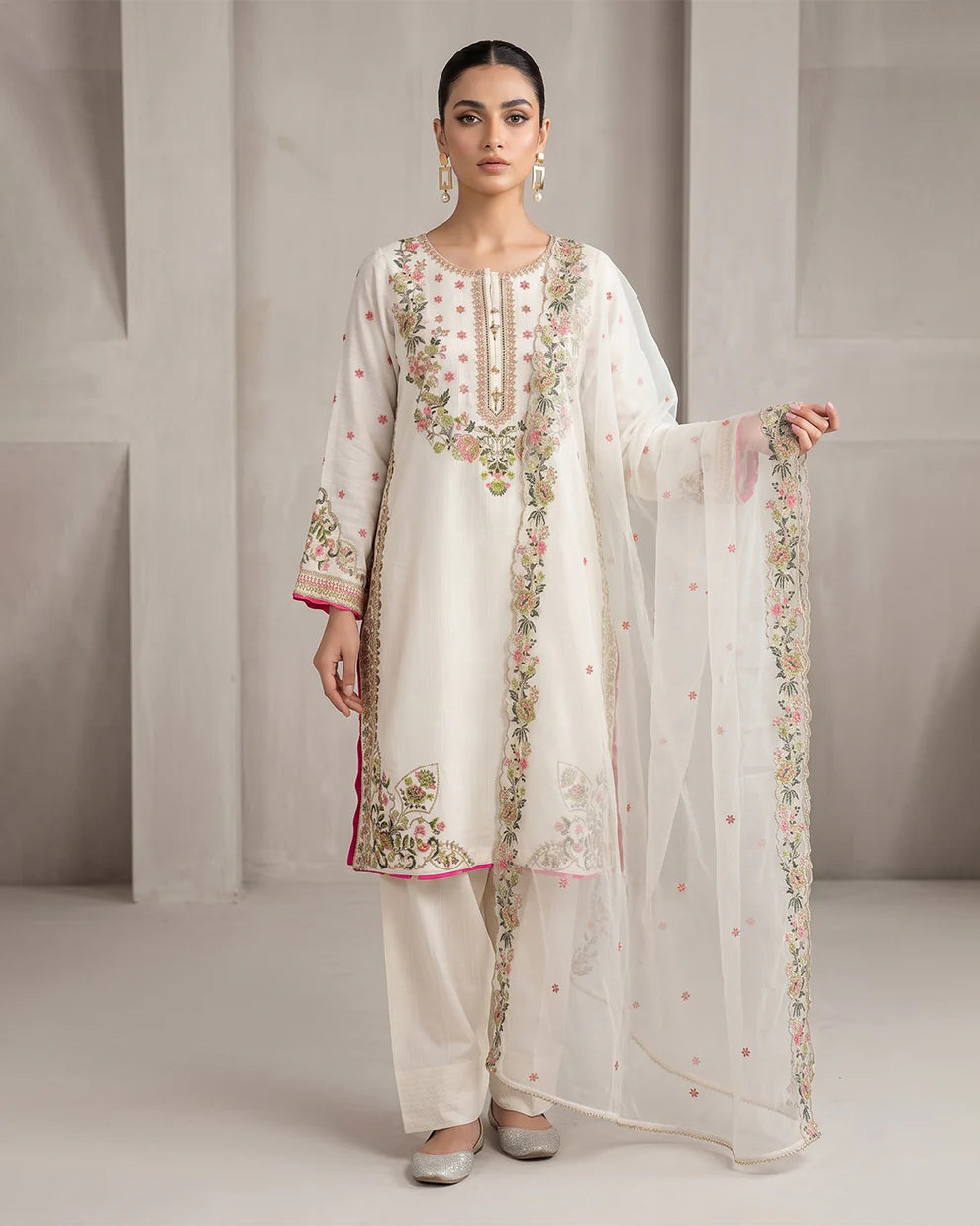 AR-4028-White