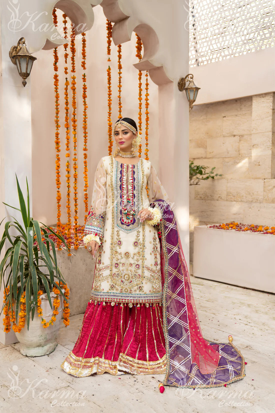 KCS-F-434 - Sherry's wardrobe