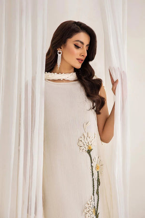 F-134 - Sherry's wardrobe