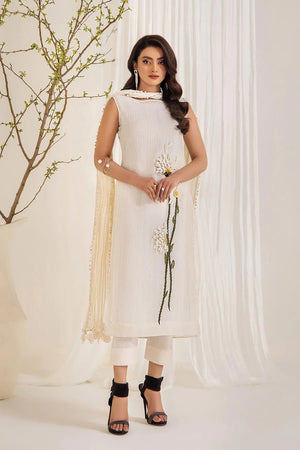 F-134 - Sherry's wardrobe