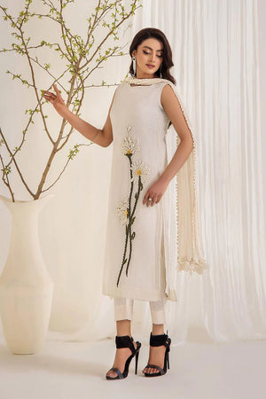 F-134 - Sherry's wardrobe