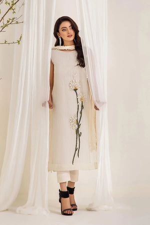 F-134 - Sherry's wardrobe