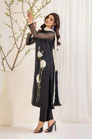 F-134 - Sherry's wardrobe