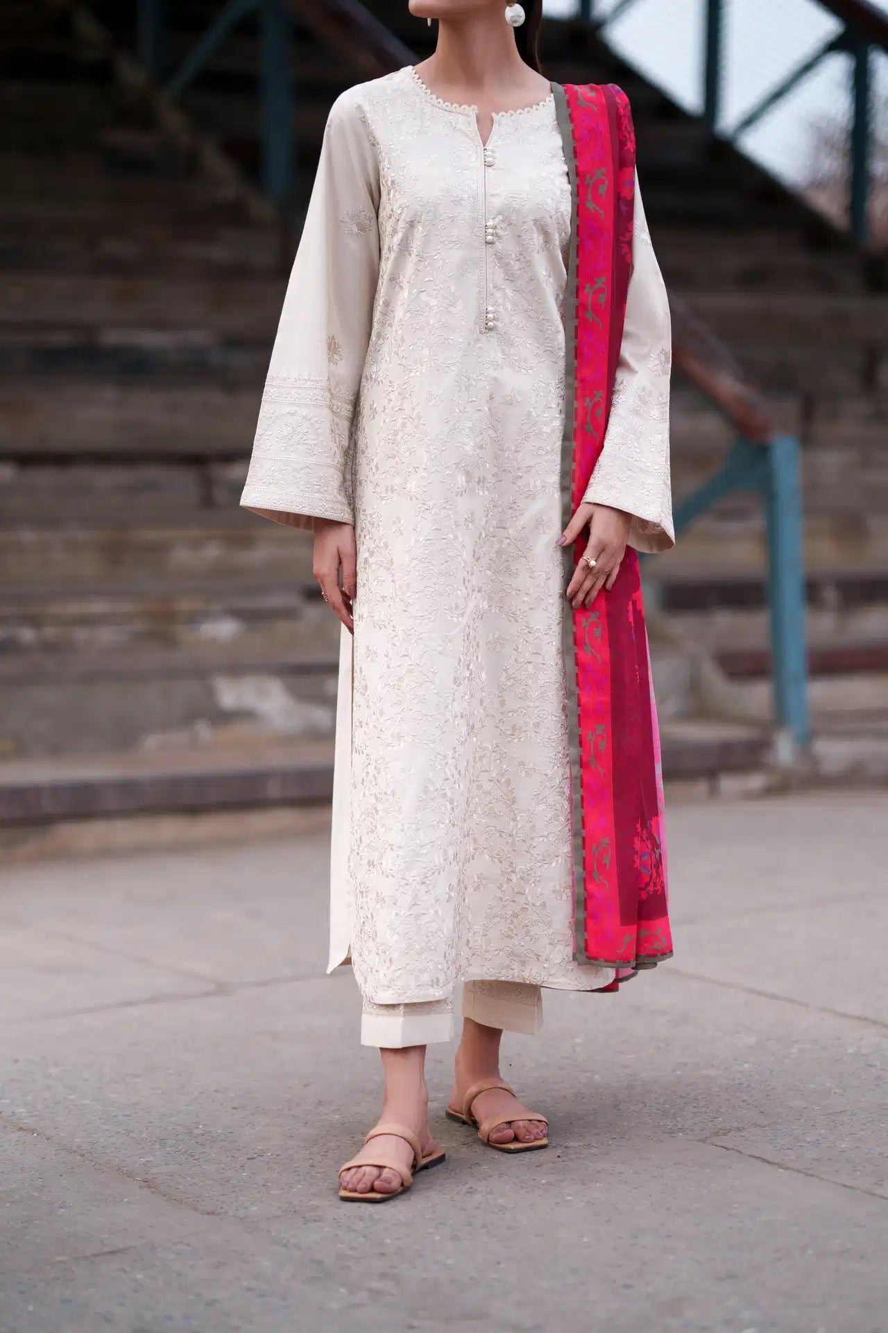 Casual Lite - Blush Ivory