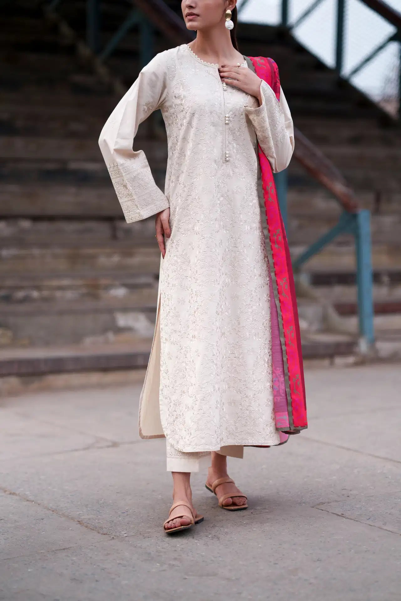 Casual Lite - Blush Ivory