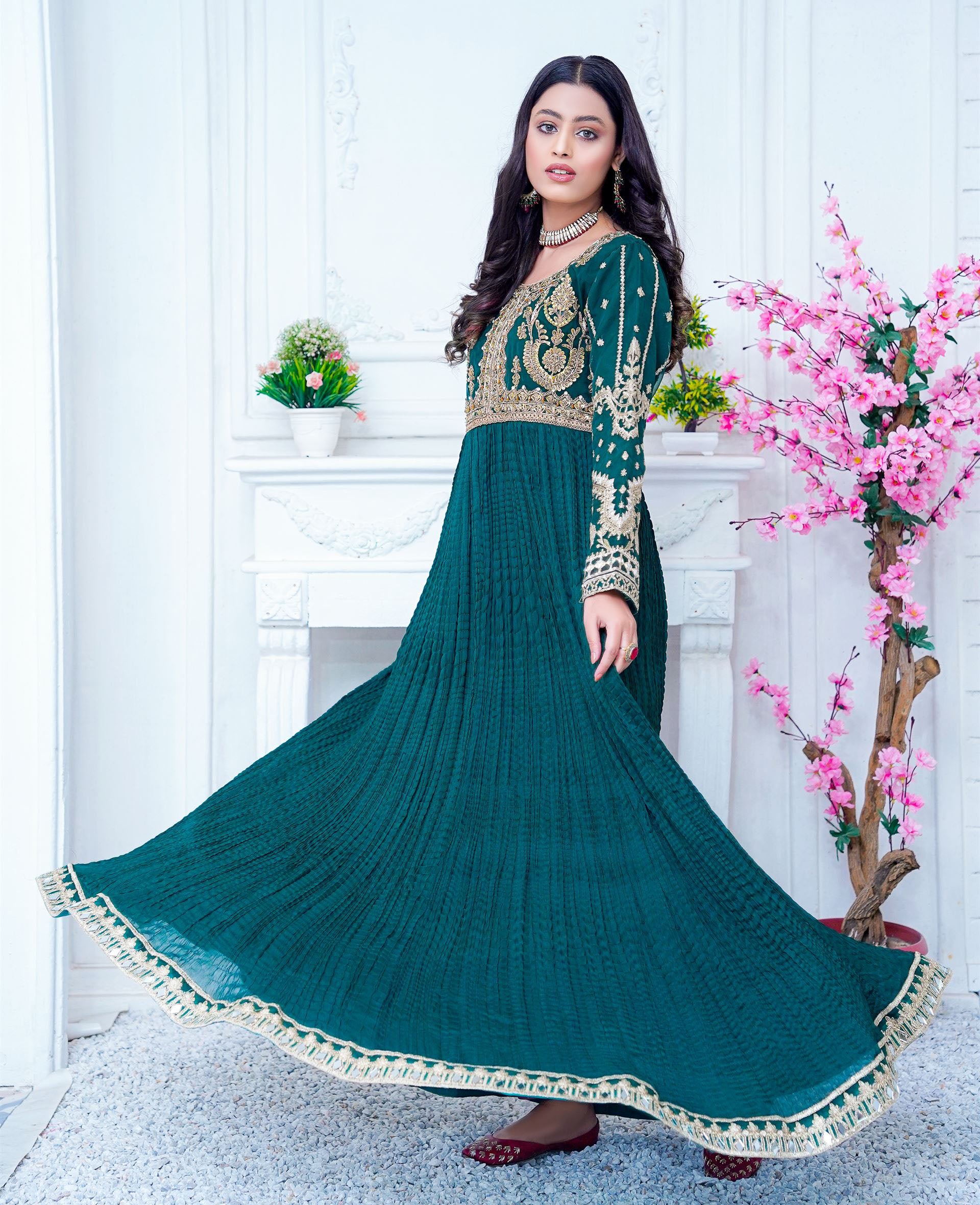 EMERALD - Sherry's wardrobe