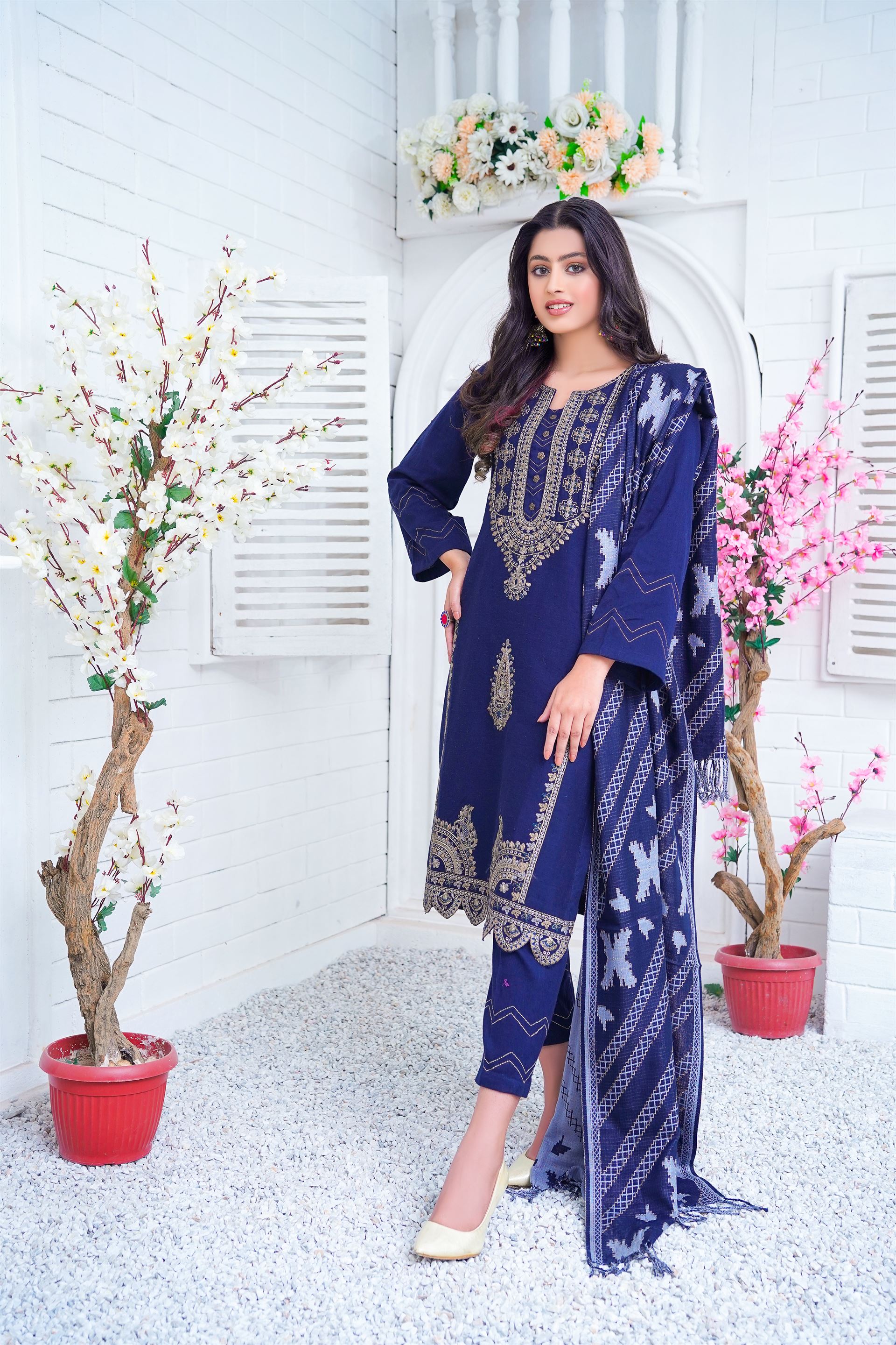 SAPPHIRE - Sherry's wardrobe
