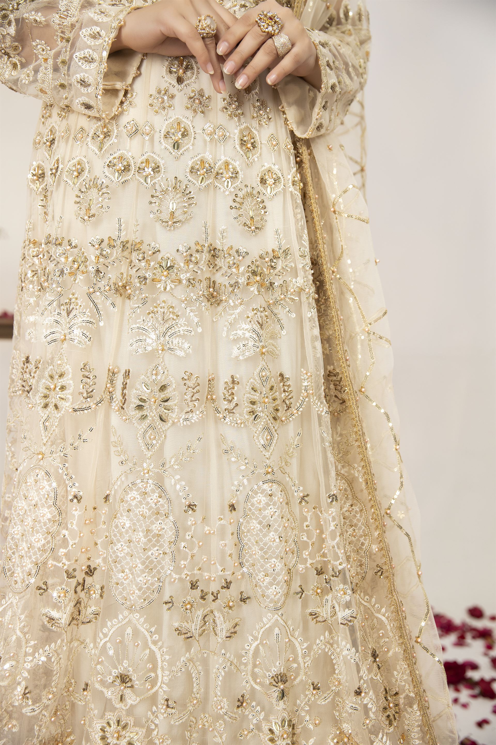 AL-3519 - Sherry's wardrobe