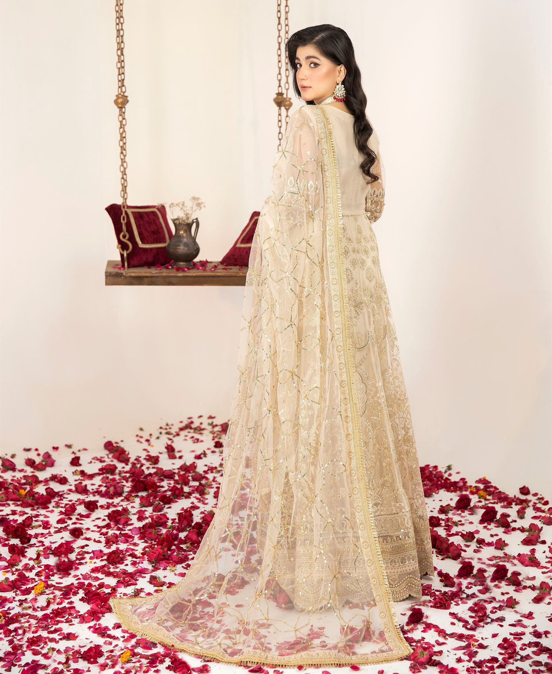 AL-3519 - Sherry's wardrobe