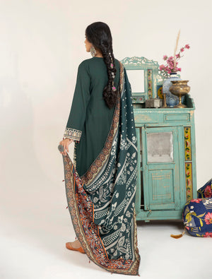 DNK-32 - Sherry's wardrobe