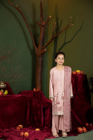 CTR-05 (Kids) - Sherry's wardrobe