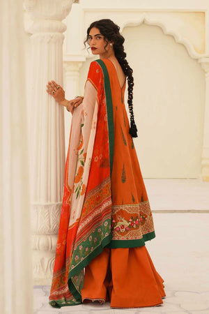 D23-7A - Sherry's wardrobe