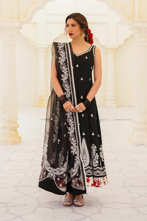 D23-9A - Sherry's wardrobe