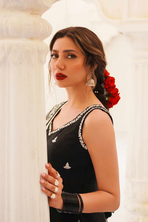 D23-9A - Sherry's wardrobe