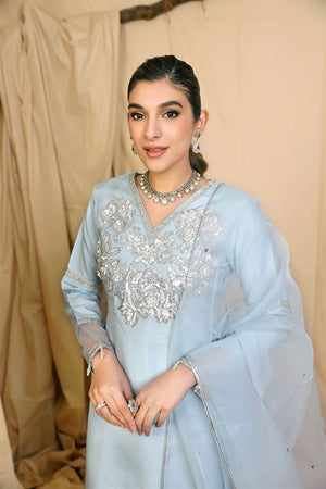 AN-17 - Sherry's wardrobe