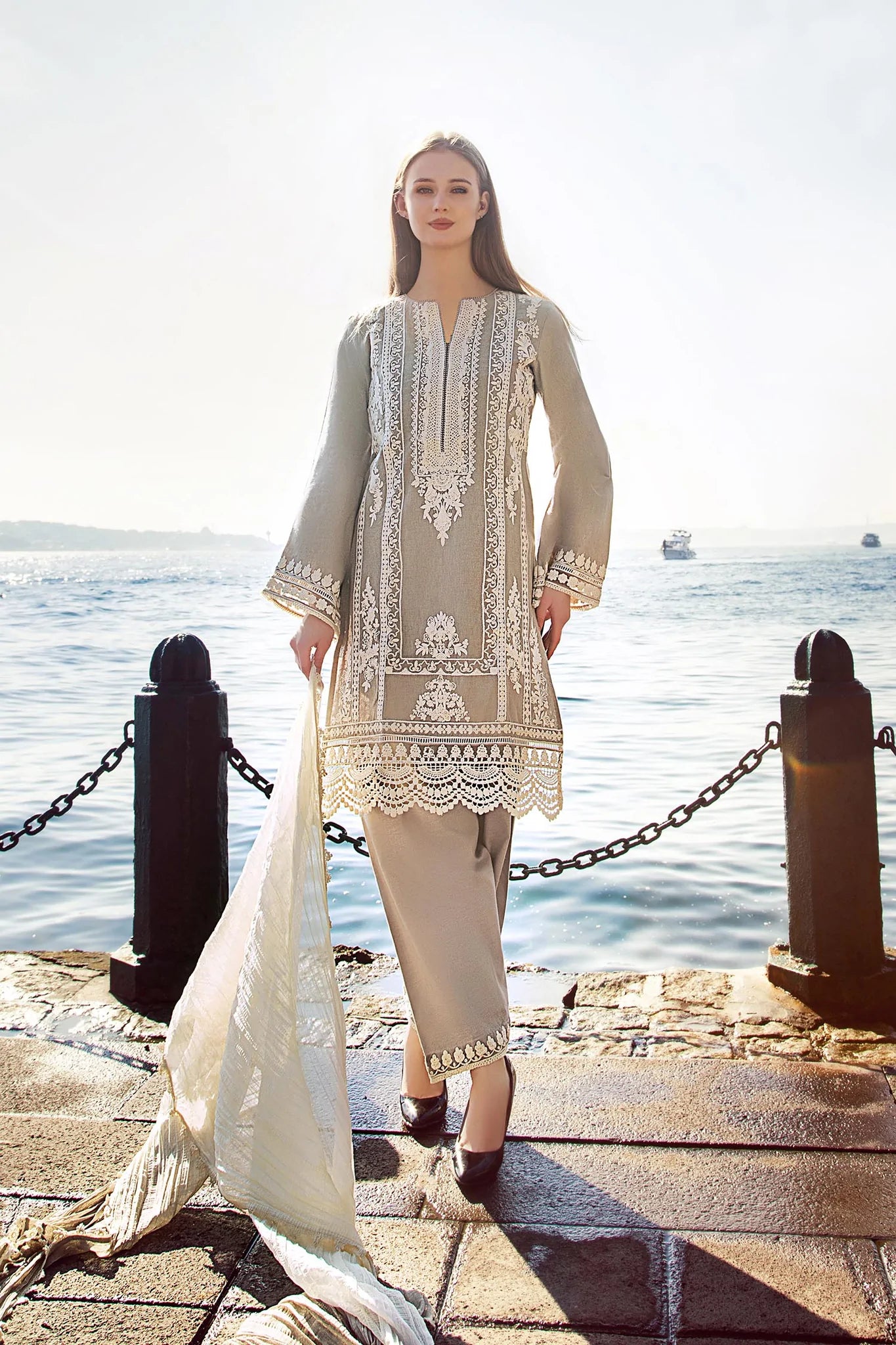 F-104 KB - Sherry's wardrobe