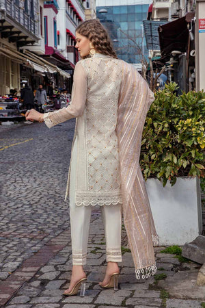 F-118 - Sherry's wardrobe