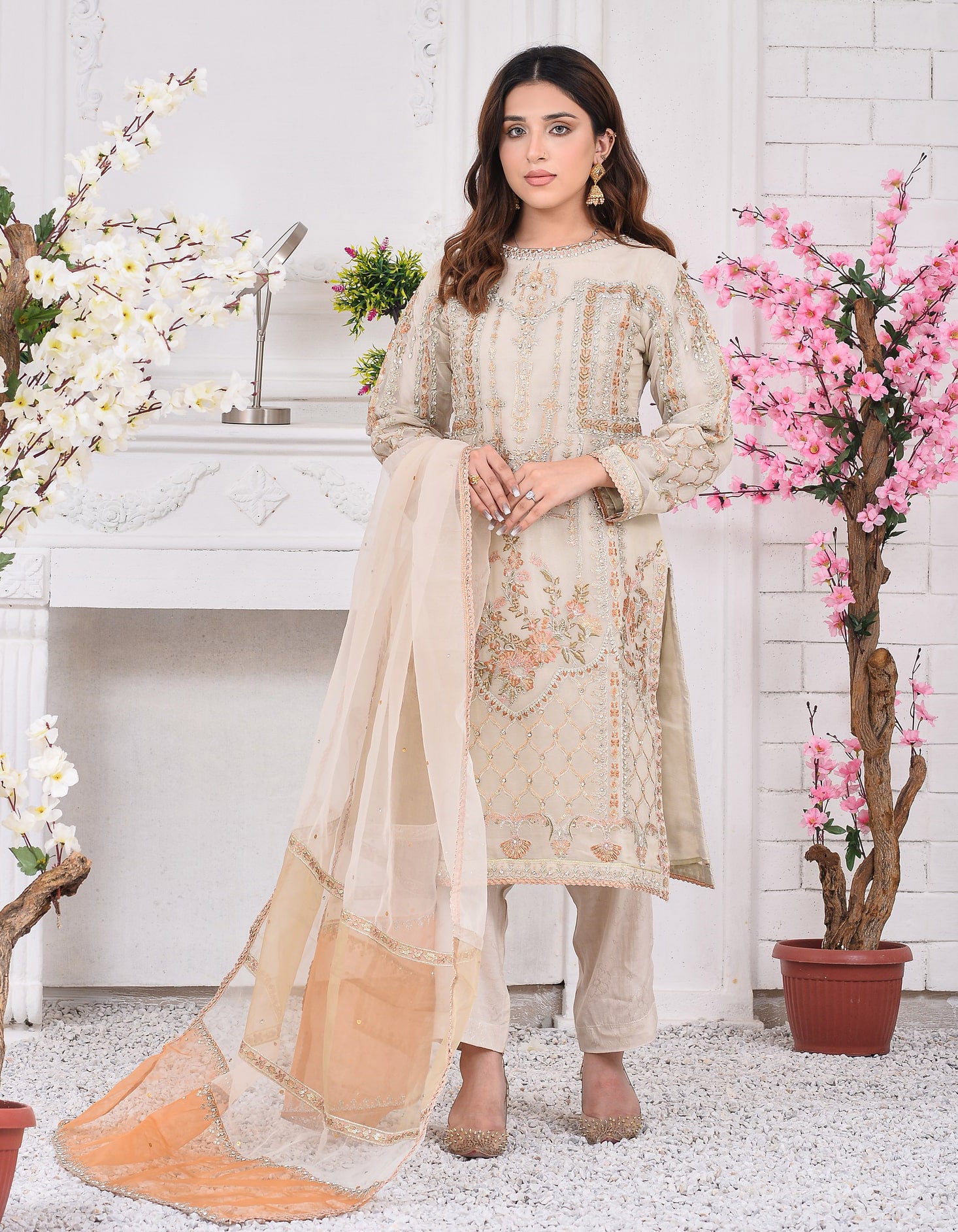 NAFEES - Sherry's wardrobe