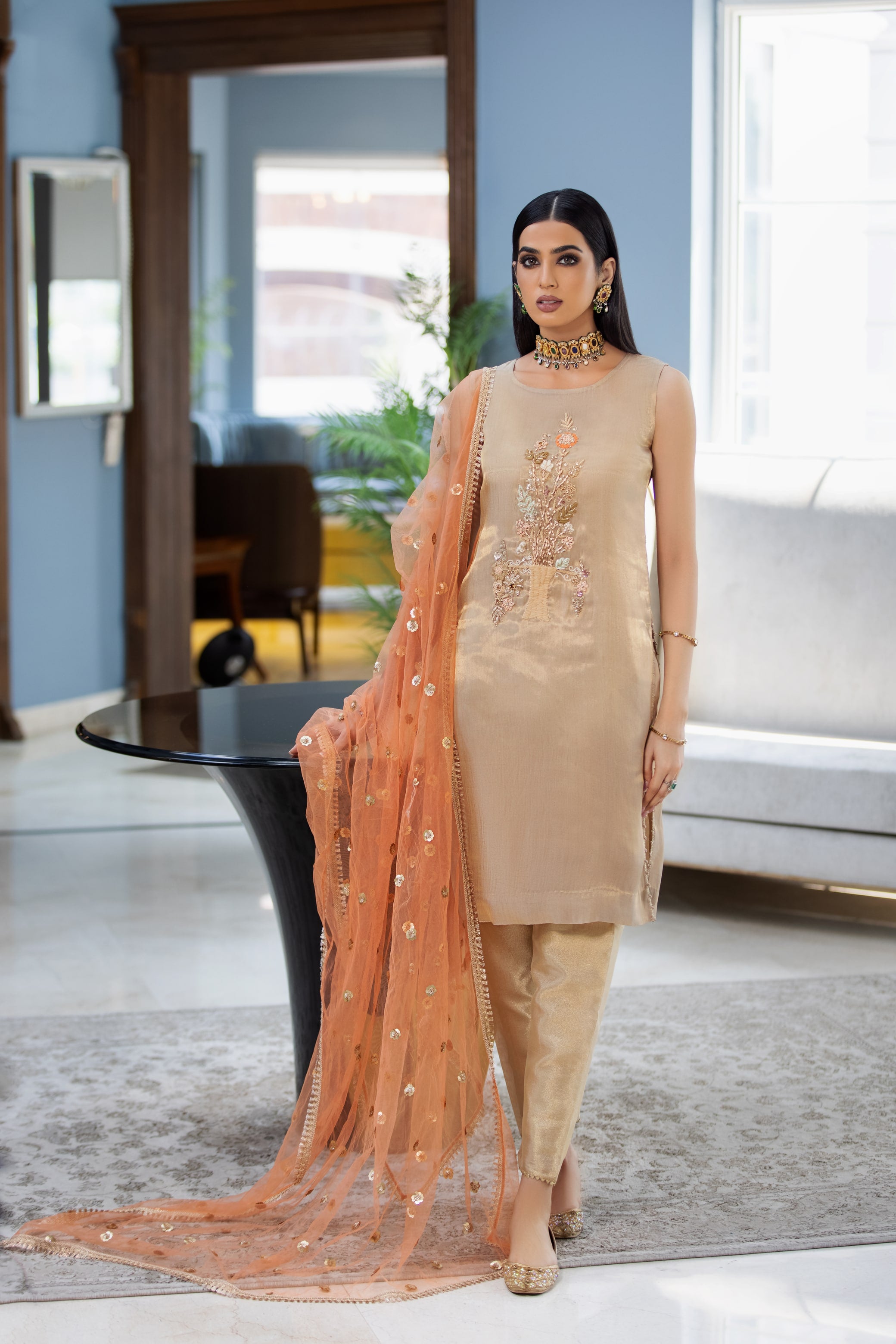 P-220 - Sherry's wardrobe