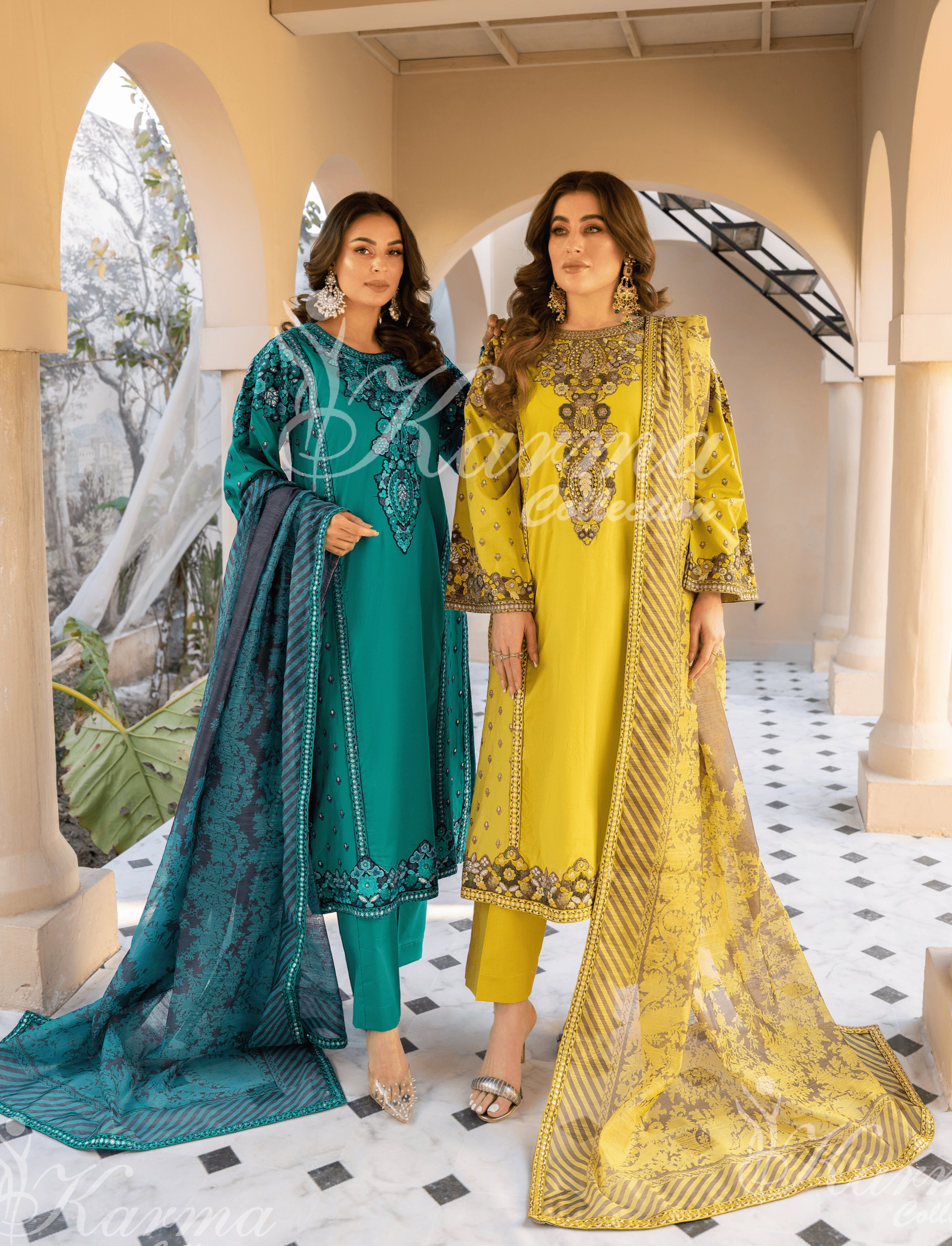 KC-1341 - Sherry's wardrobe