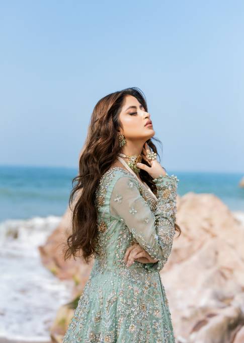 Aroosh - MISAQ - Formal - Sherry's wardrobe