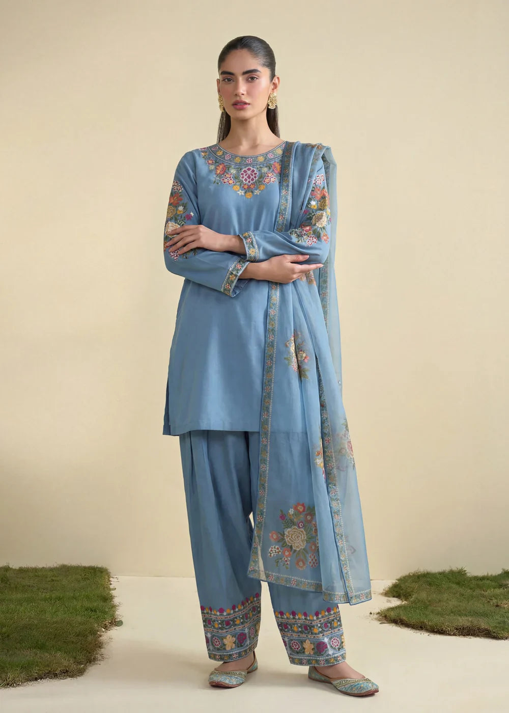 Ayza Blue-Lawn