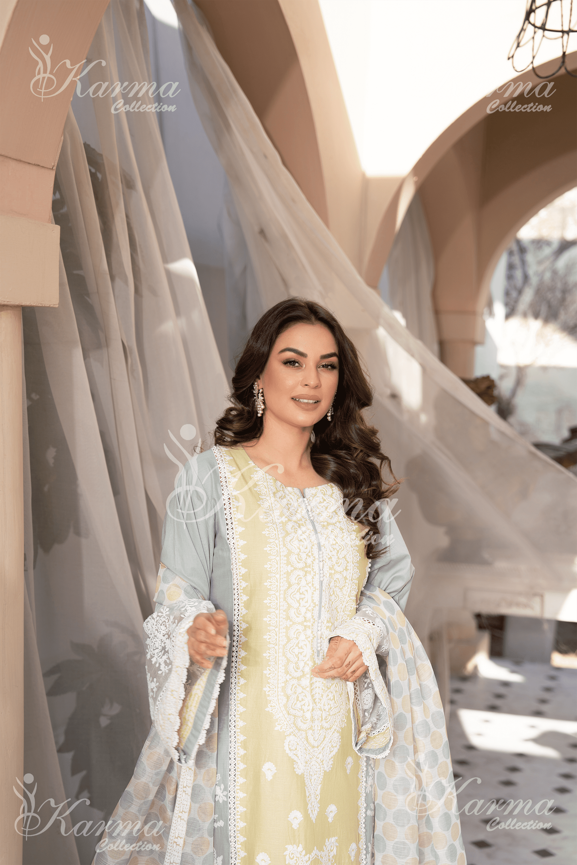 KC-1339 - Sherry's wardrobe