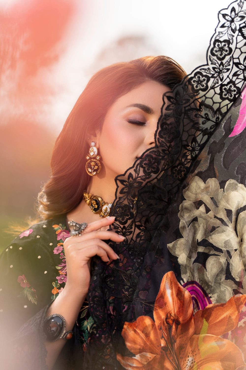 KC-1553-Black Floral