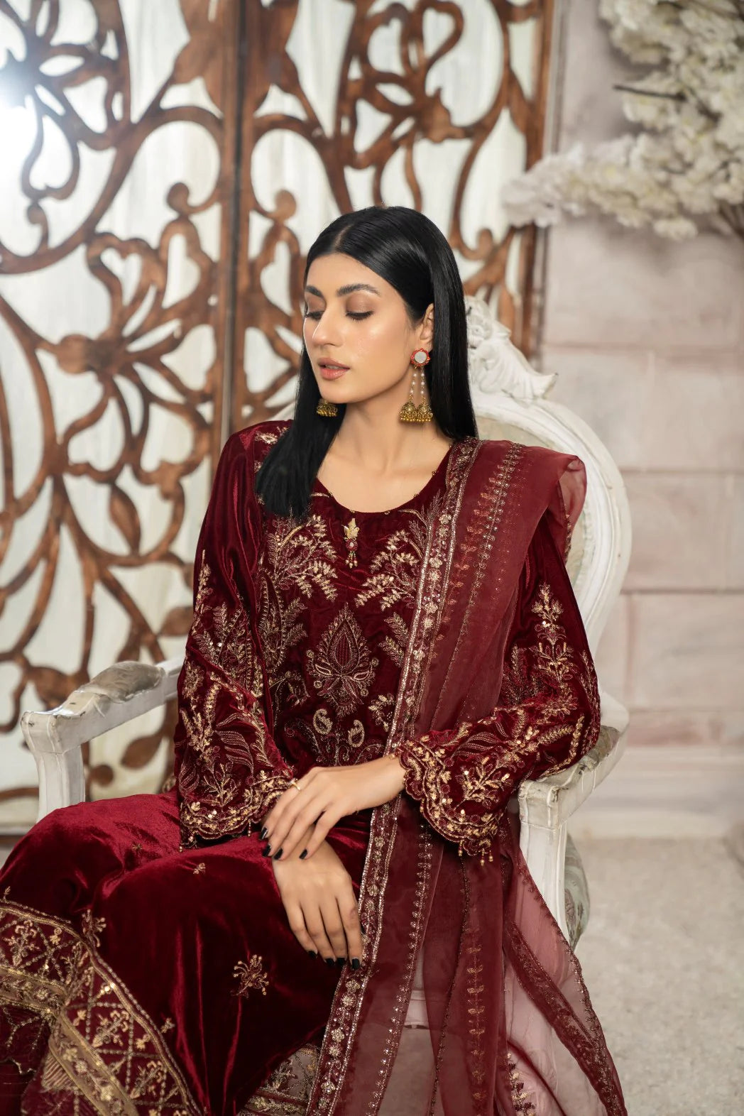 Laal Bagh - 3Pc Velvet Suit (Pret) - Sherry's wardrobe