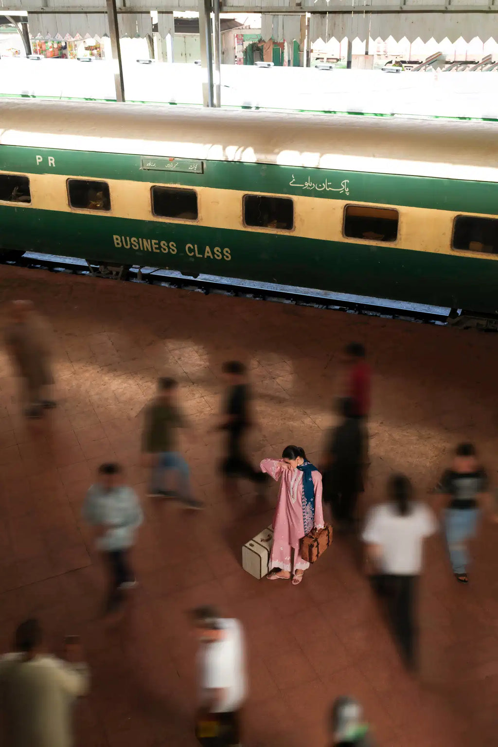 Casual Lite - Blush Breeze