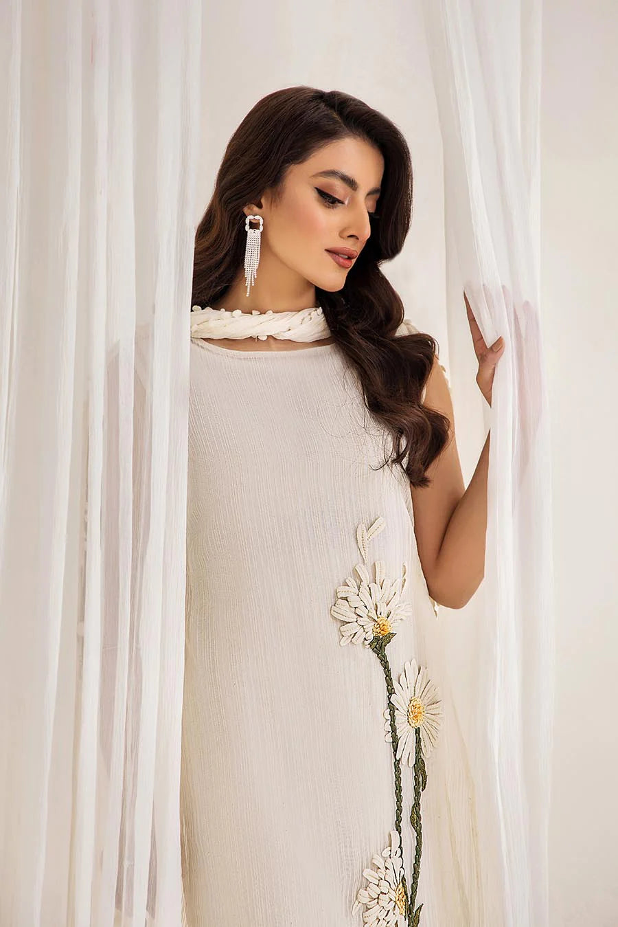 F-134 - Sherry's wardrobe