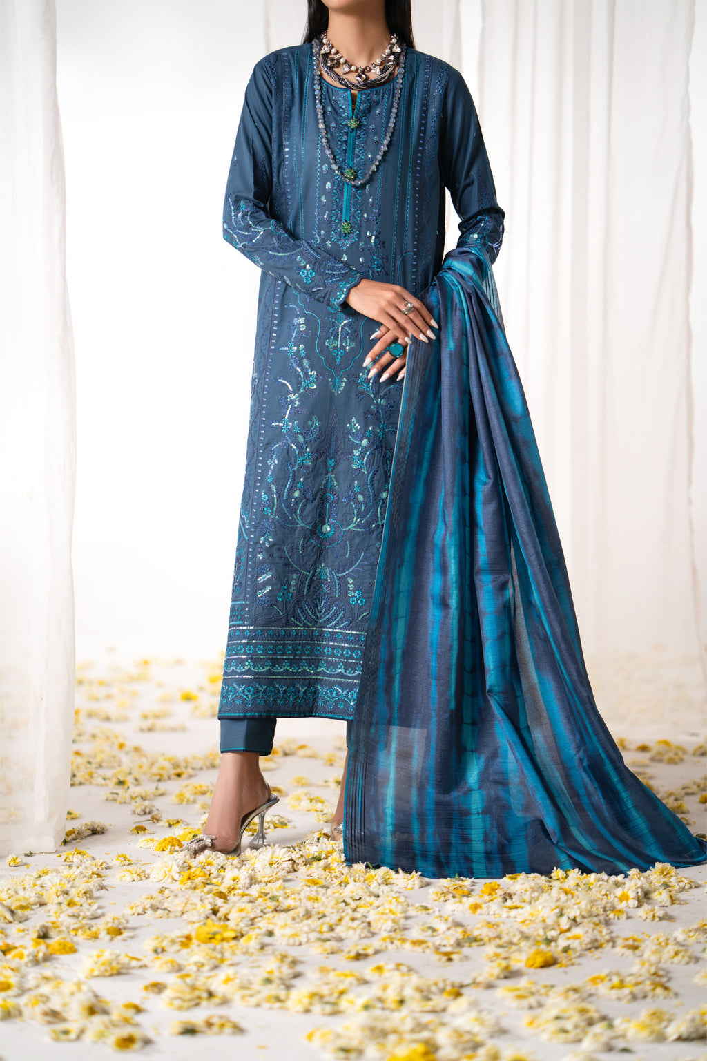 Kaira - Gull Posh - Sherry's wardrobe
