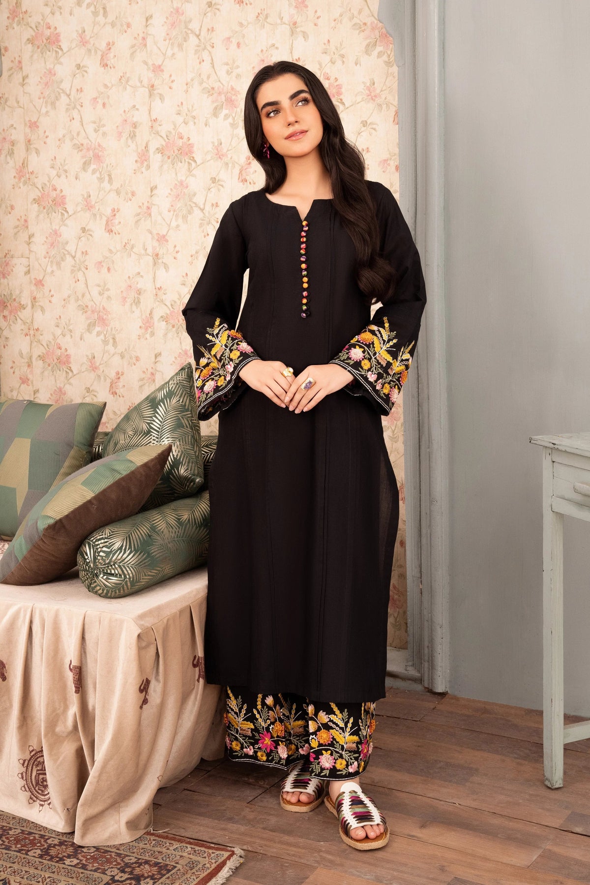 Gulejahan - Black
