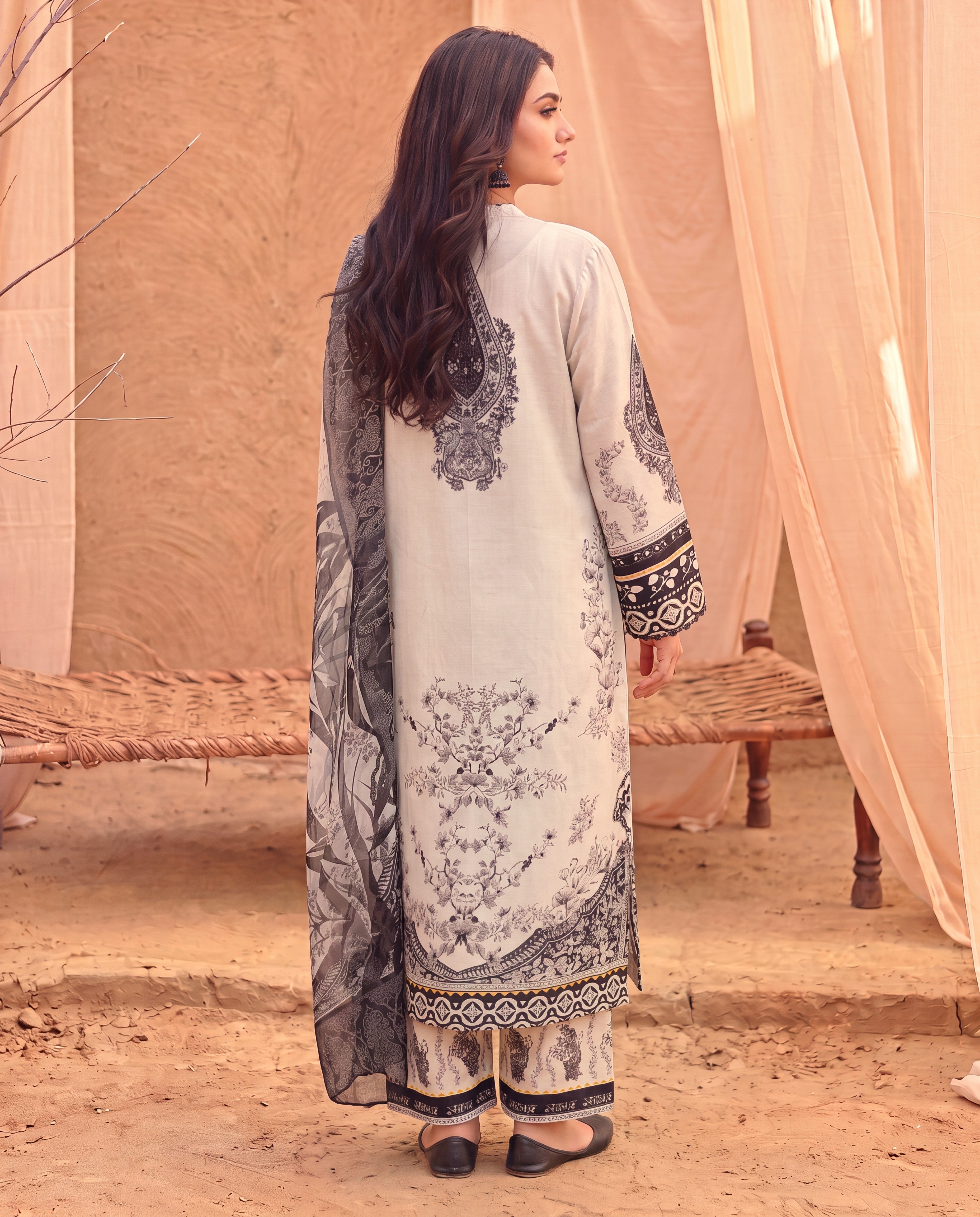 Zaitoon – Monochrome Lawn 3-Piece