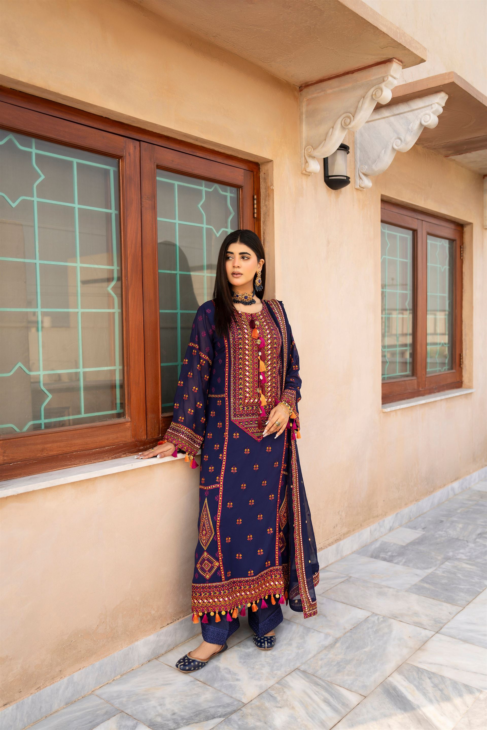 Karma Hayat - F-495 Dark Sapphire