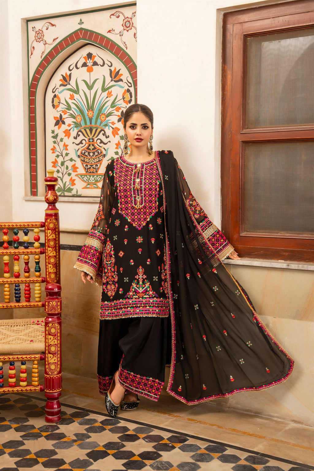 Karma Hayat - F-492 Pitch Black