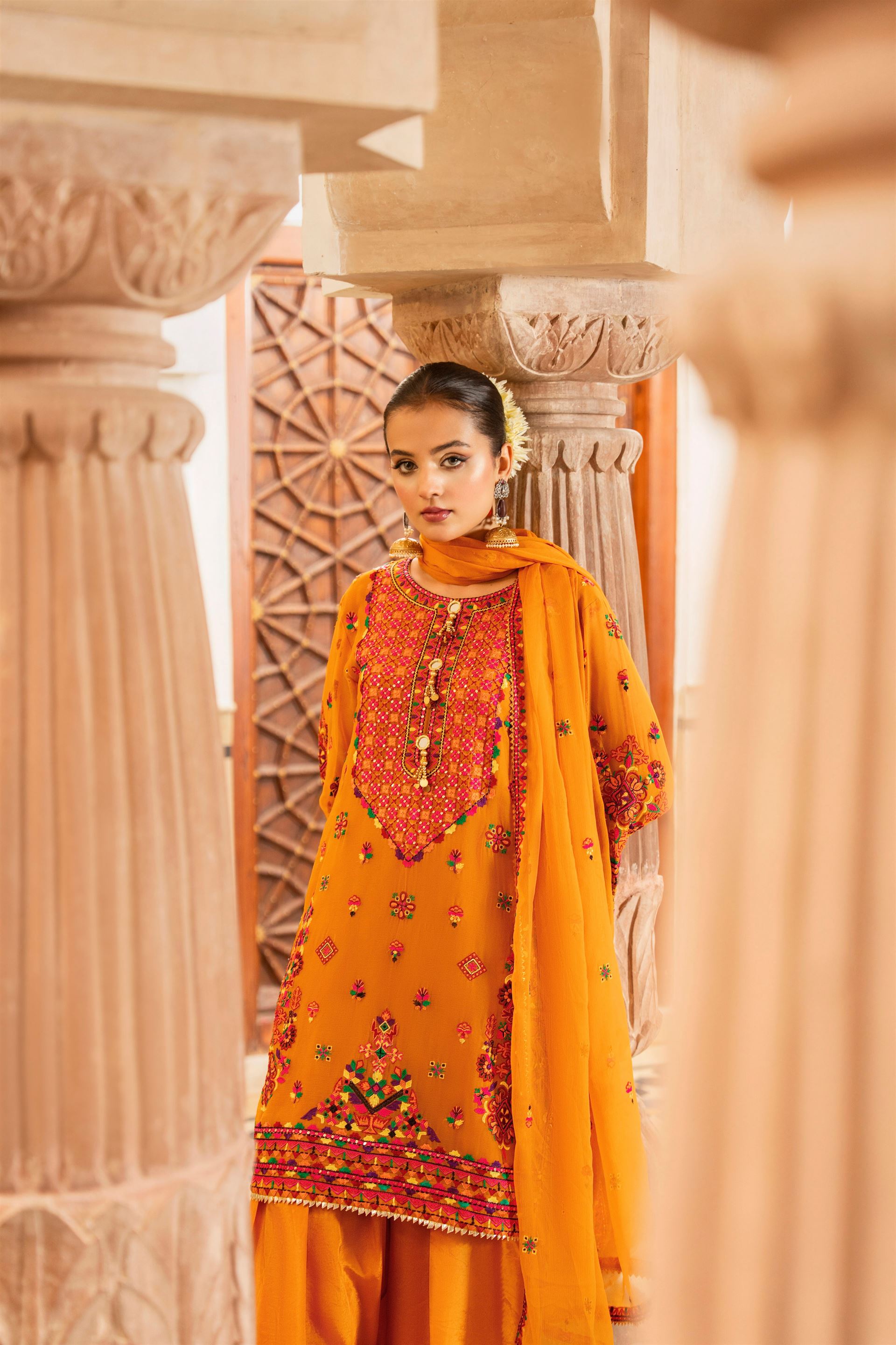 Karma Hayat - F-492 Goldenrod