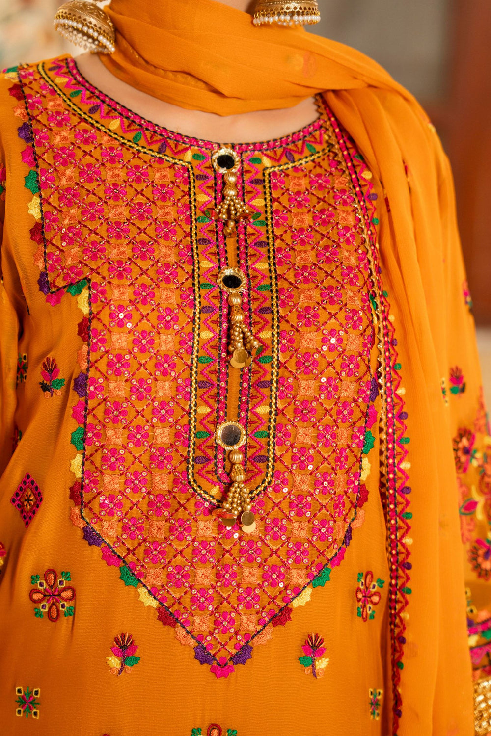 Karma Hayat - F-492 Goldenrod