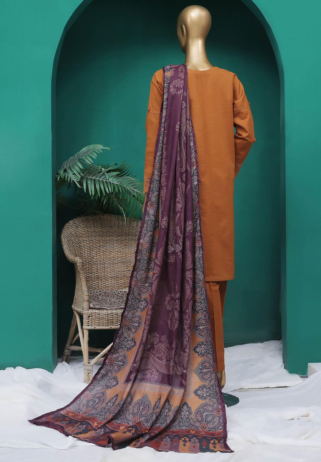 HZ - RTW Khaddar Chickankari Solids