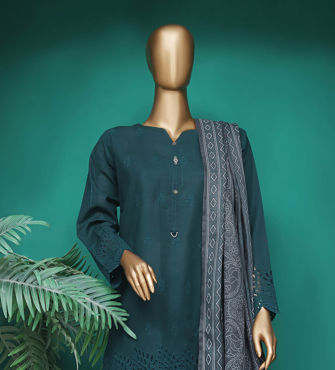 HZ - RTW Khaddar Chickankari Solids
