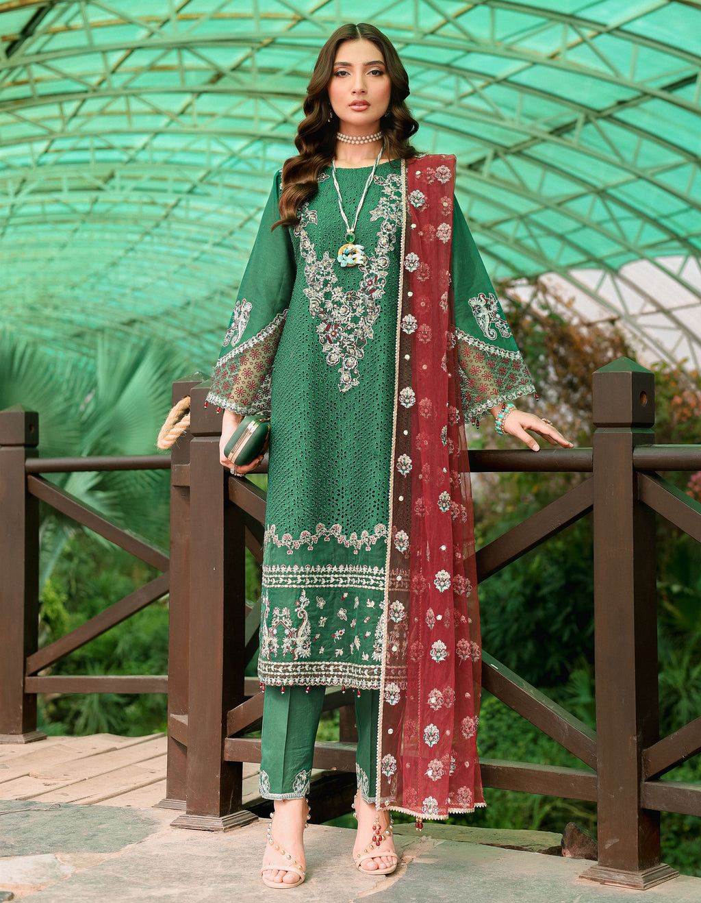 AL-809 - Sherry's wardrobe