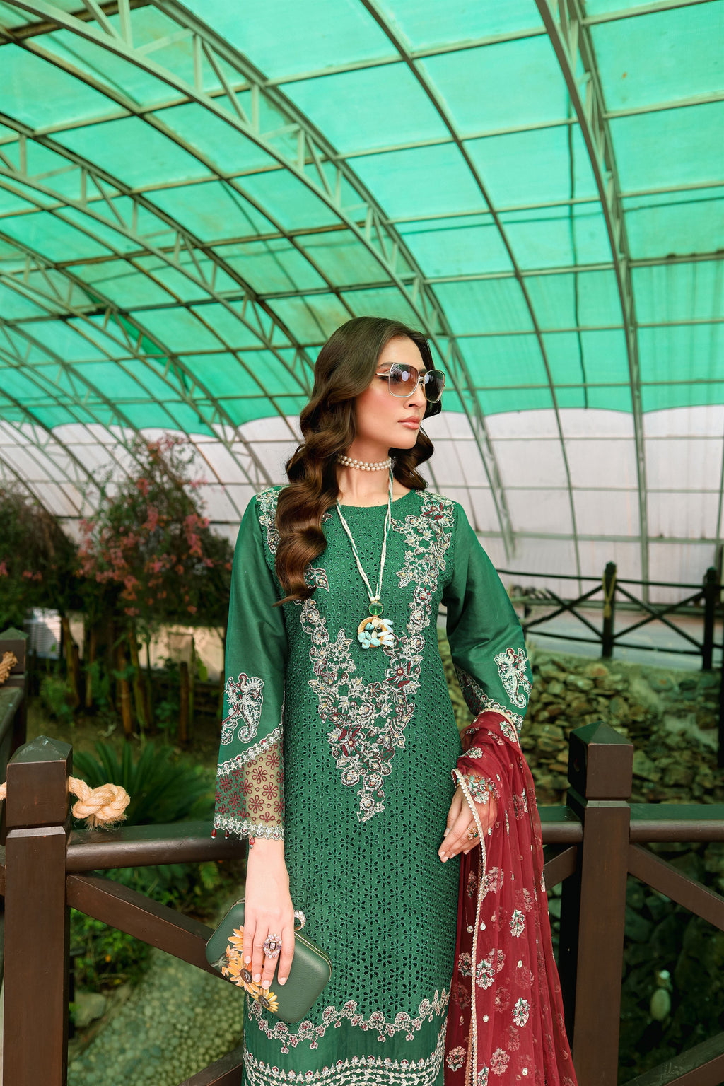 AL-809 - Sherry's wardrobe