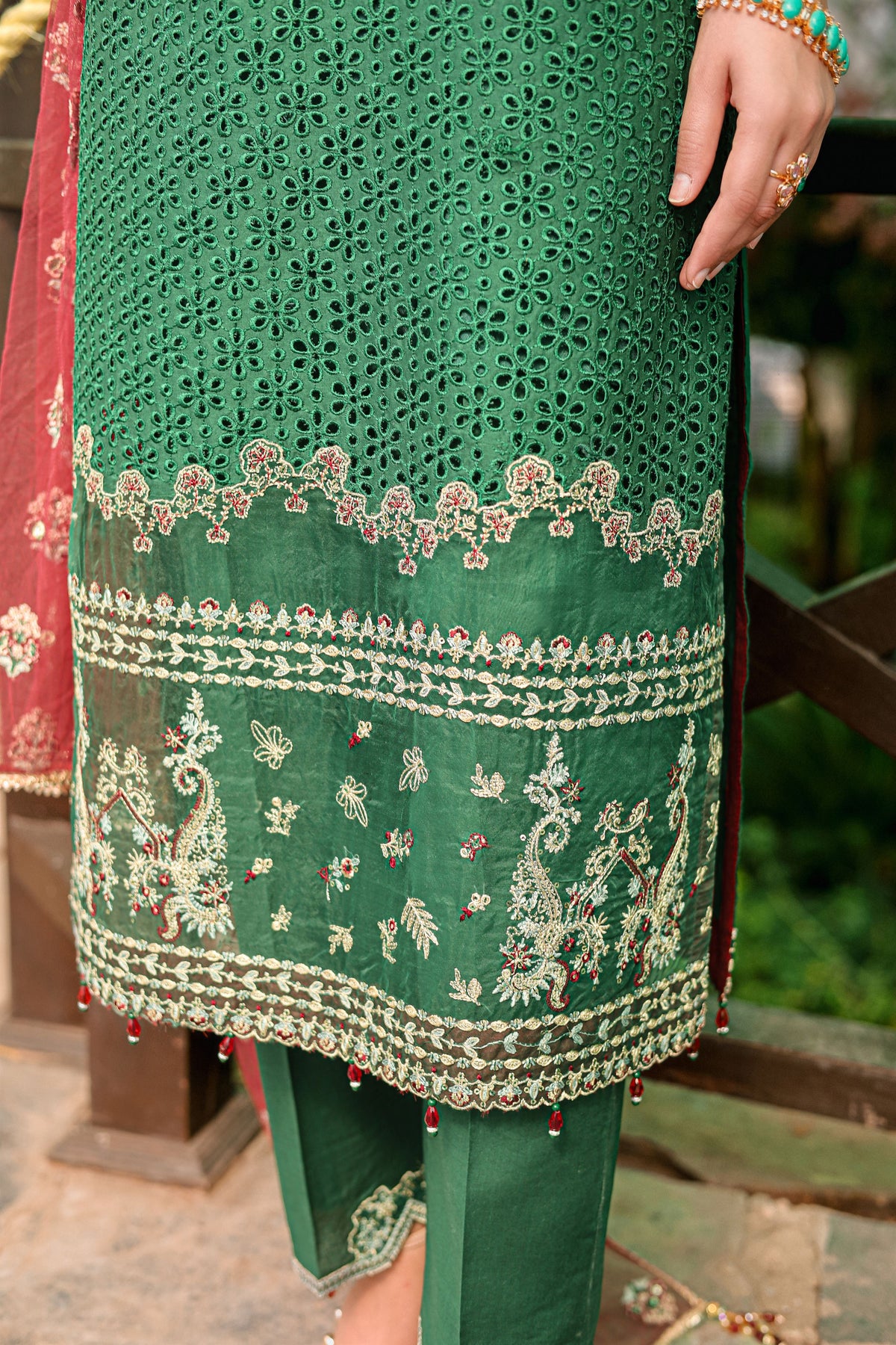 AL-809 - Sherry's wardrobe
