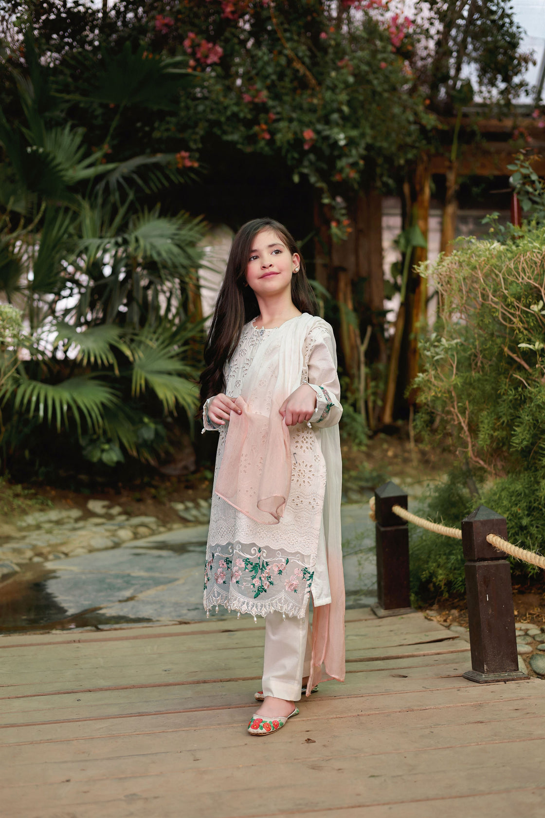 AL-806-Kids - Sherry's wardrobe