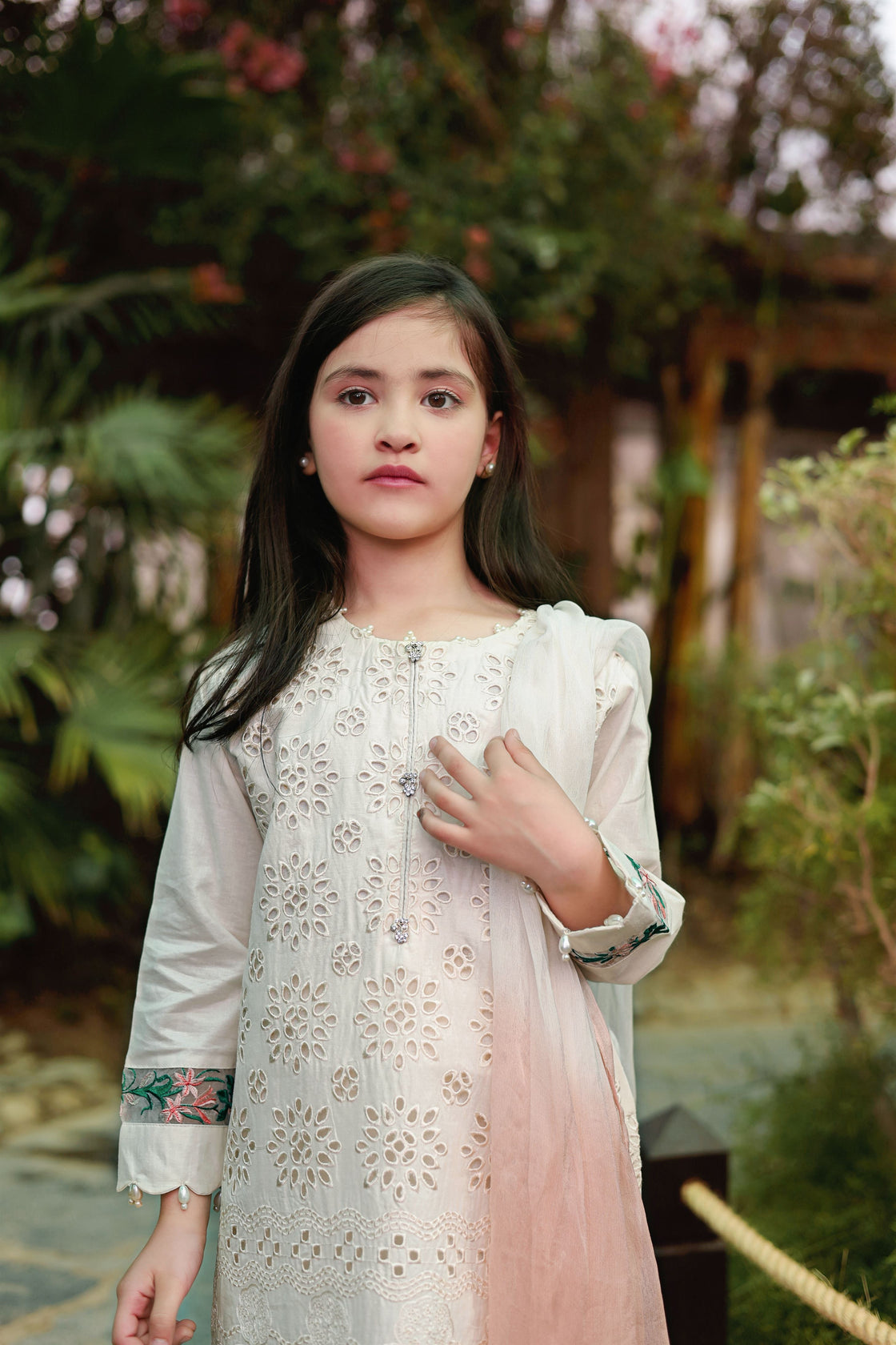 AL-806-Kids - Sherry's wardrobe