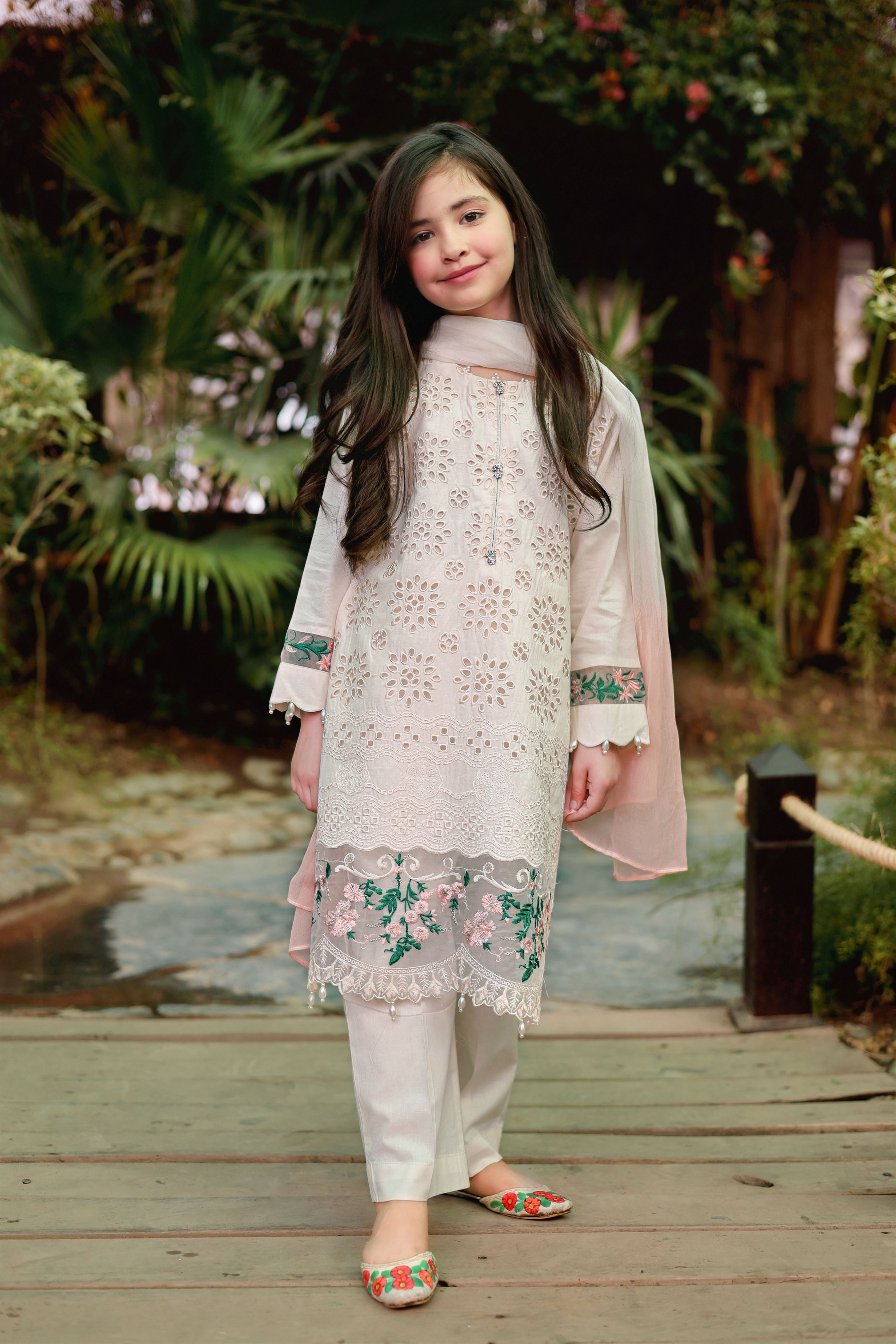 AL-806-Kids - Sherry's wardrobe